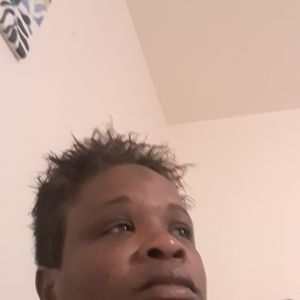 Meet your Posher, Fallon